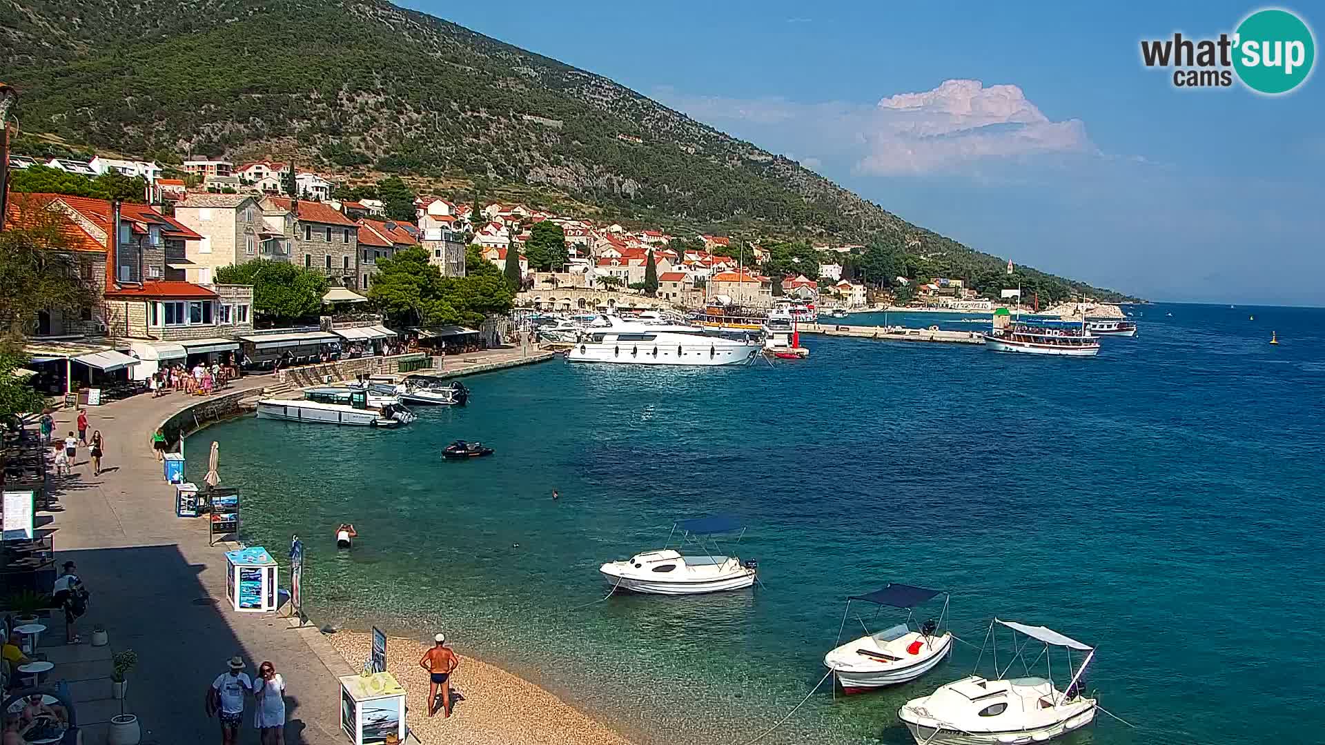 Webcam Bol Centro e Marina – Vista live dal porto di Bol