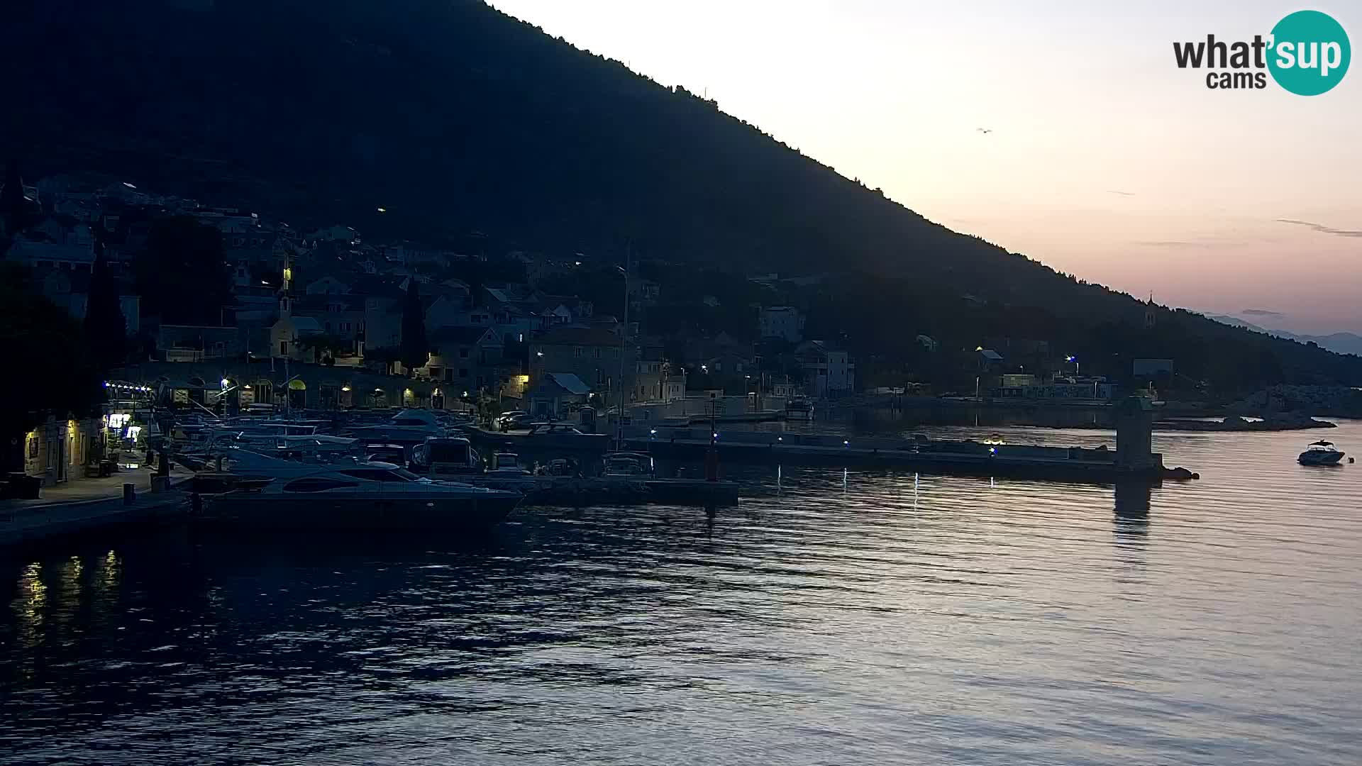 Webcam Bol centre-ville & marina – Vue en direct depuis Bol, île de Brač