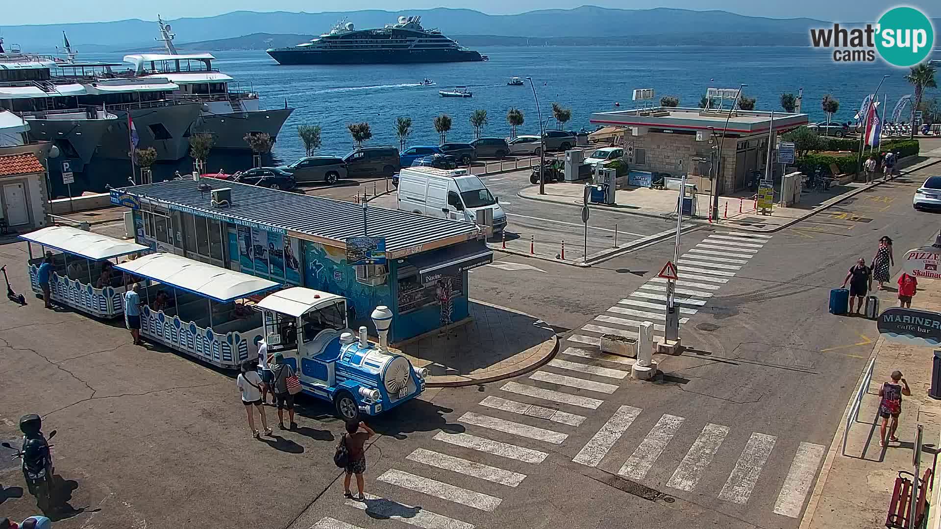 Webcam Bol Hafen & Ortszentrum – Liveblick aus Bol auf der Insel Brač