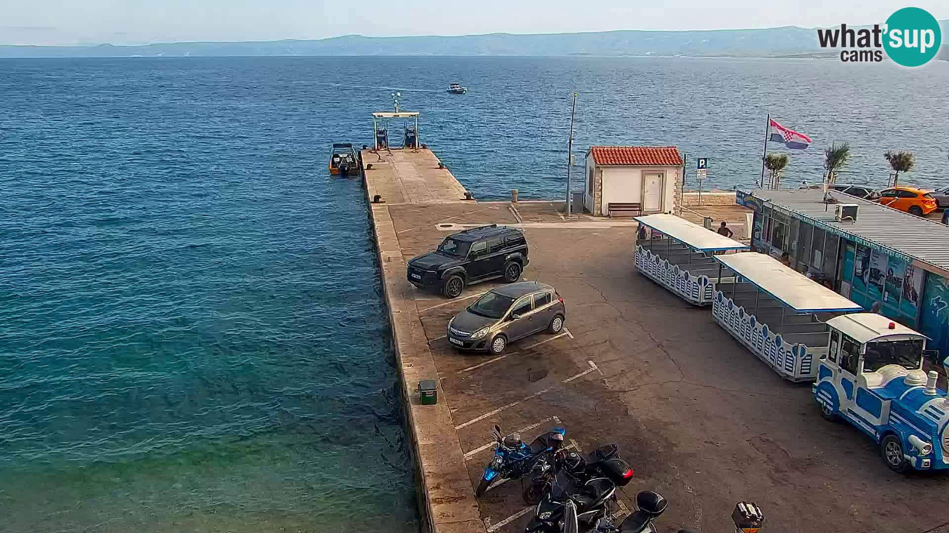 Webcam Bol Town Center & Marina – Live View from Bol, Brač