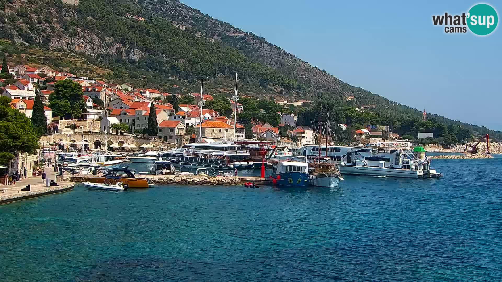 Webcam Bol Town Center & Marina – Live View from Bol, Brač