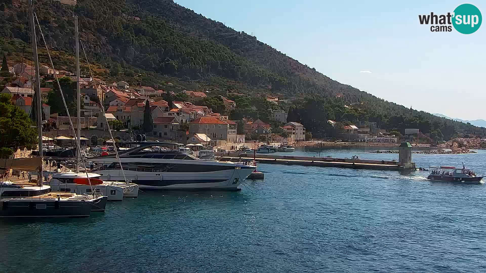 Webcam Bol centre-ville & marina – Vue en direct depuis Bol, île de Brač