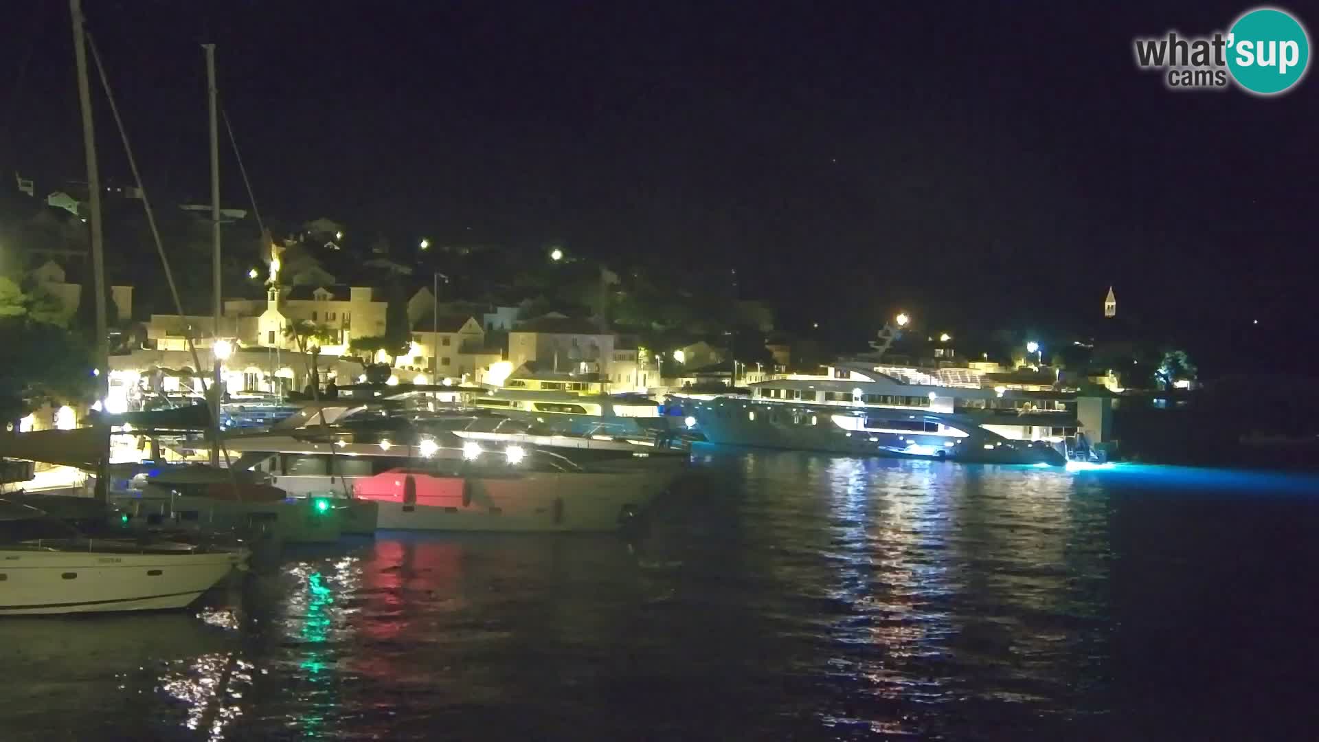 Webcam Bol Hafen & Ortszentrum – Liveblick aus Bol auf der Insel Brač