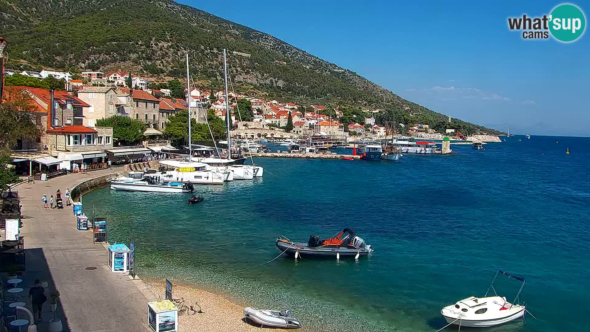 Webcam Bol Town Center & Marina – Live View from Bol, Brač