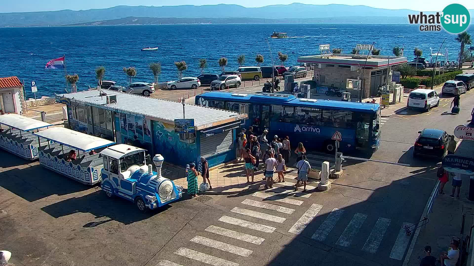 Webcam Bol Centro e Marina – Vista live dal porto di Bol