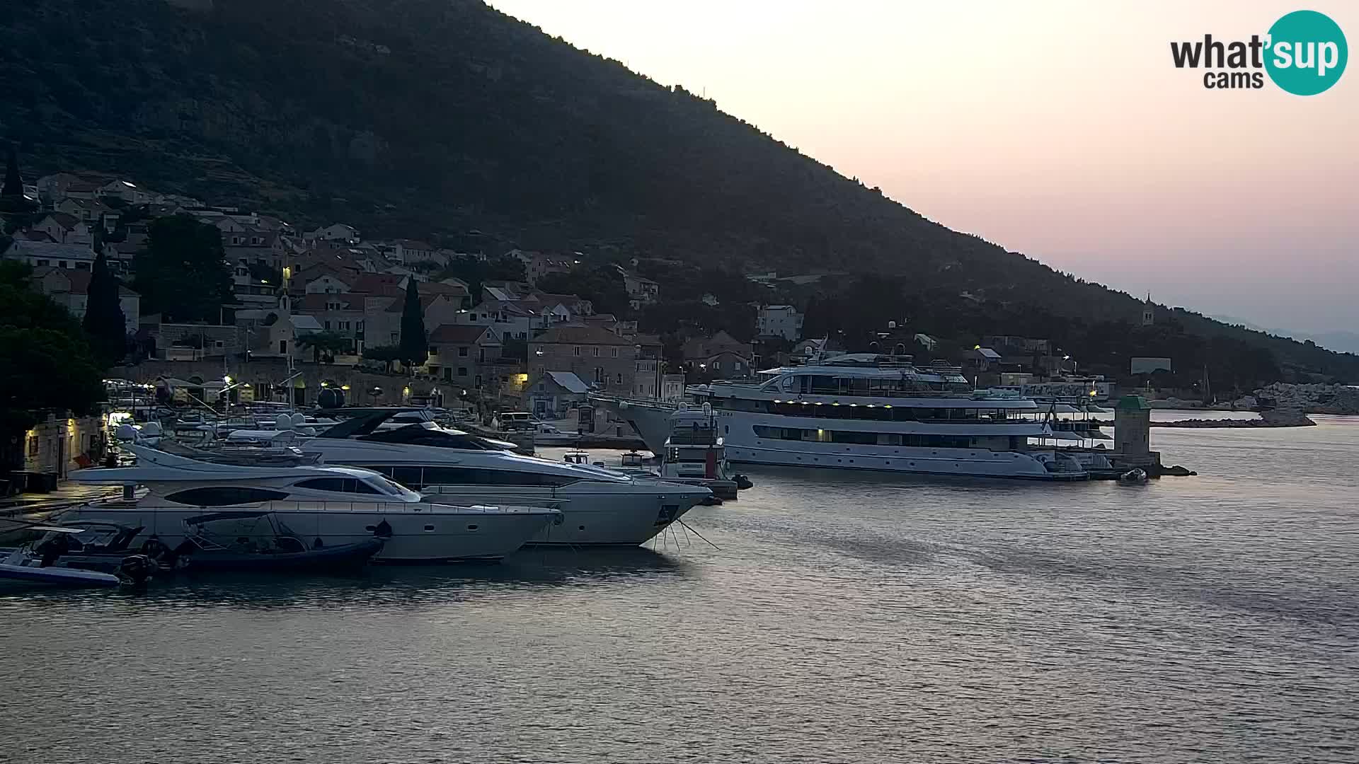 Webcam Bol Centre-Ville & Marina – Vue en direct depuis Bol, île de Brač