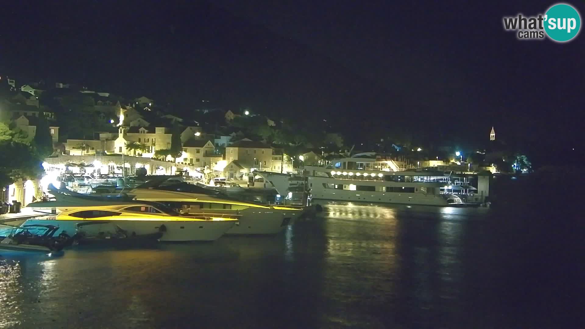 Webcam Bol Town Center & Marina – Live View from Bol, Brač