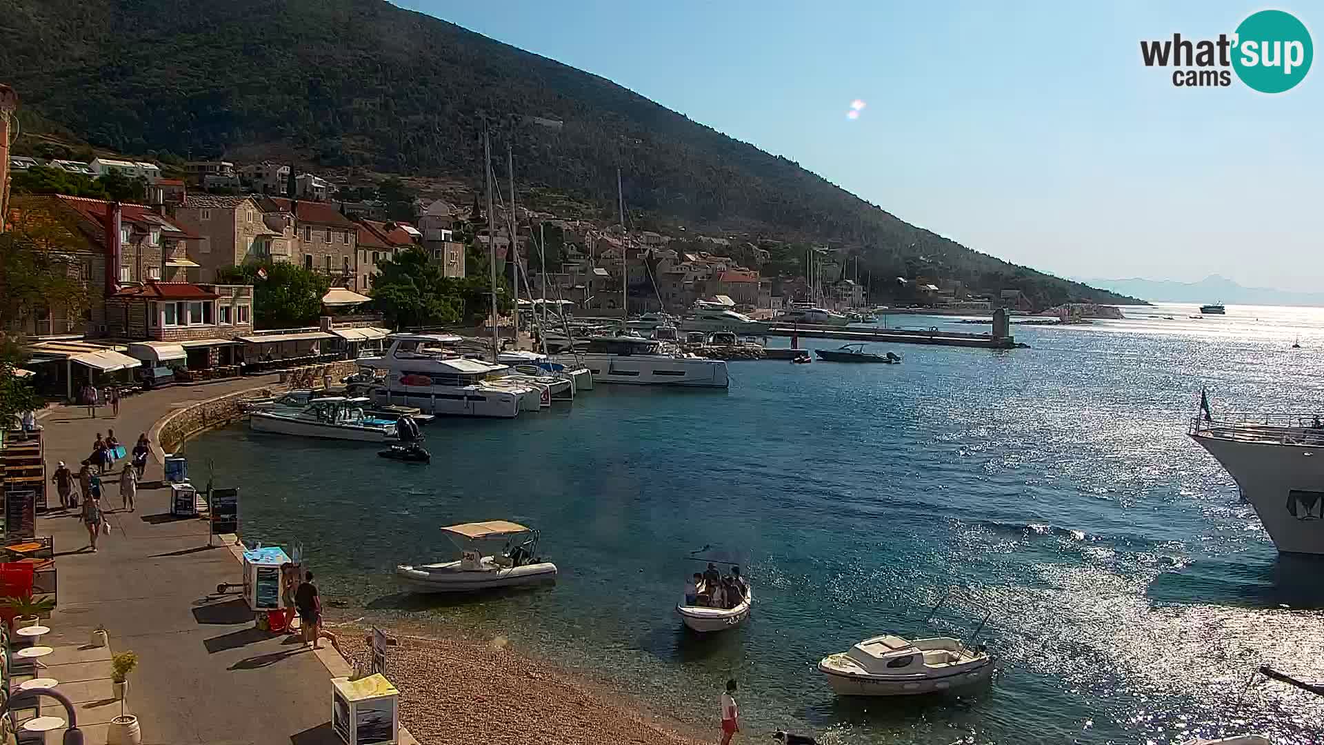 Webcam Bol Centre-Ville & Marina – Vue en direct depuis Bol, île de Brač