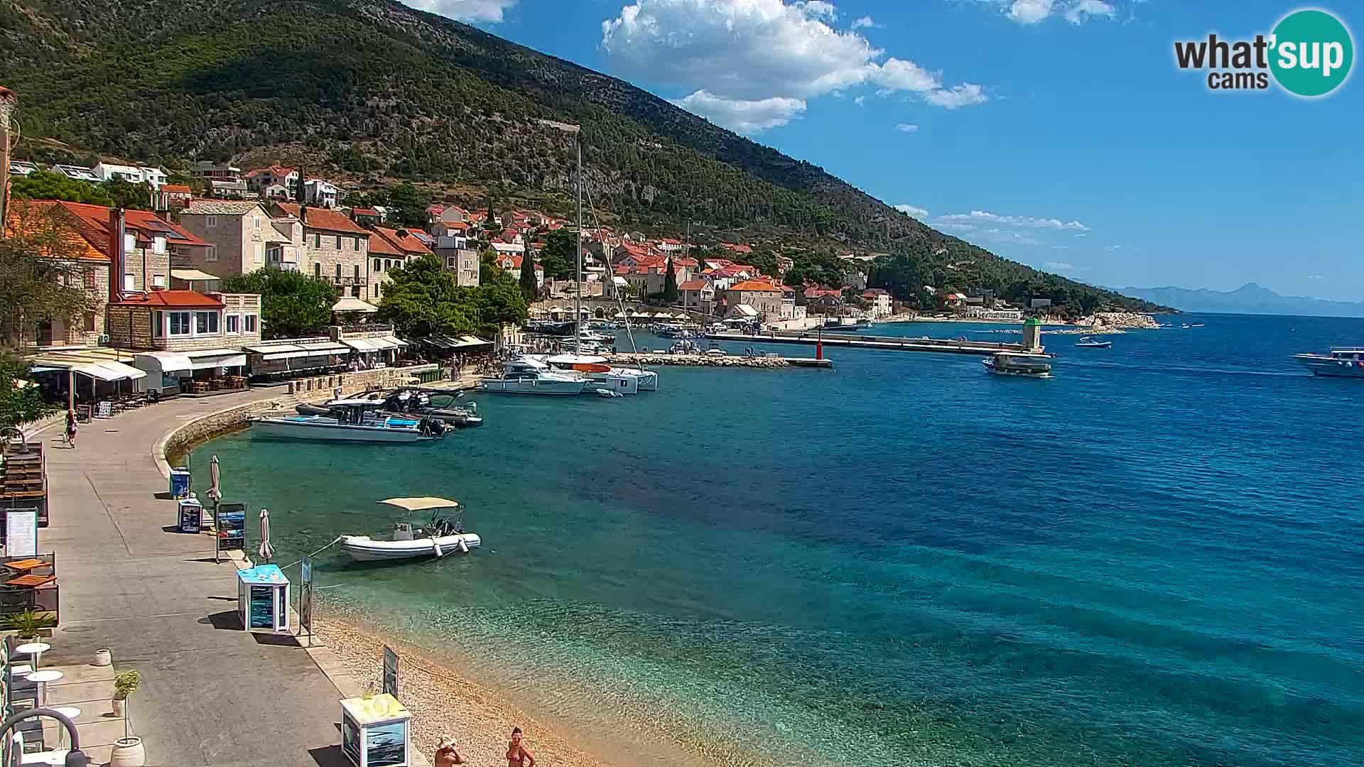 Webcam Bol Centro e Marina – Vista live dal porto di Bol