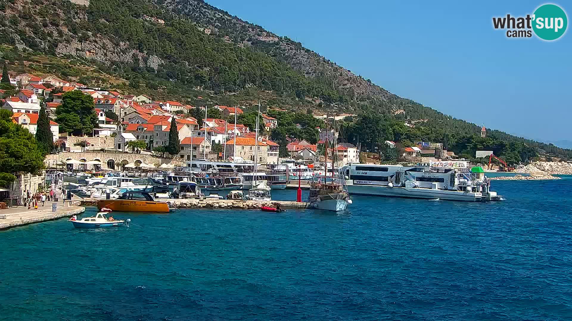 Webcam Bol Hafen & Ortszentrum – Liveblick aus Bol auf der Insel Brač
