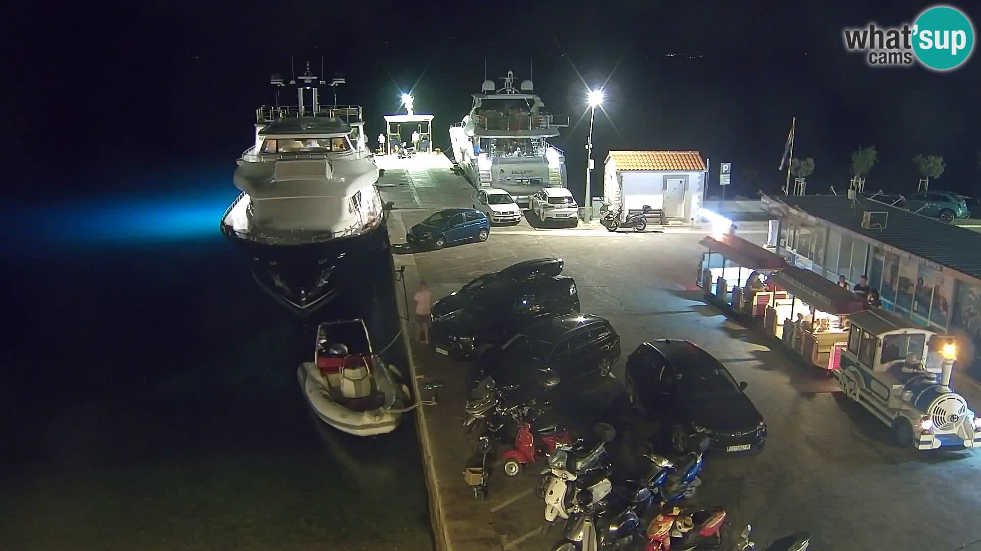 Webcam Bol Town Center & Marina – Live View from Bol, Brač