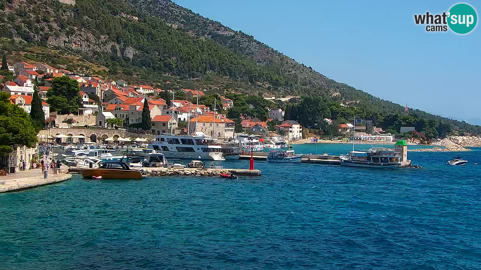 Webcam Bol Town Center & Marina – Live View from Bol, Brač
