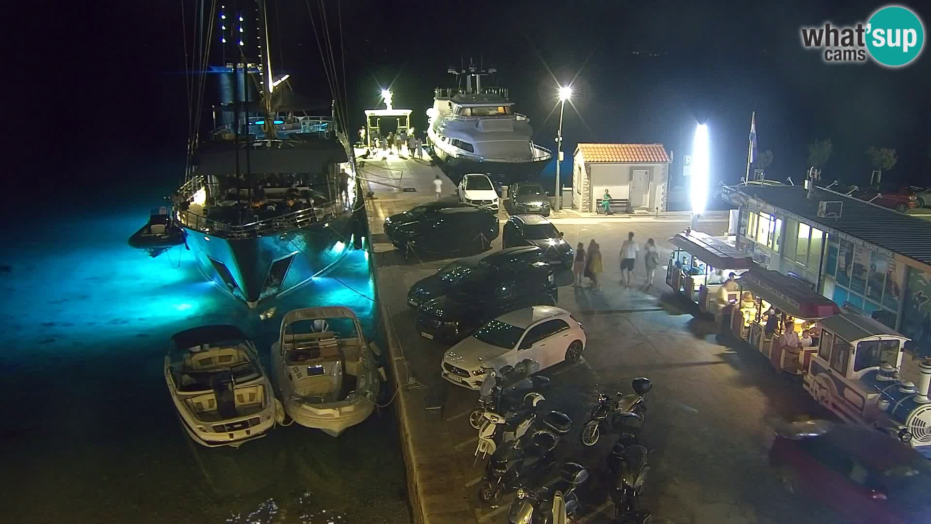 Webcam Bol Town Center & Marina – Live View from Bol, Brač