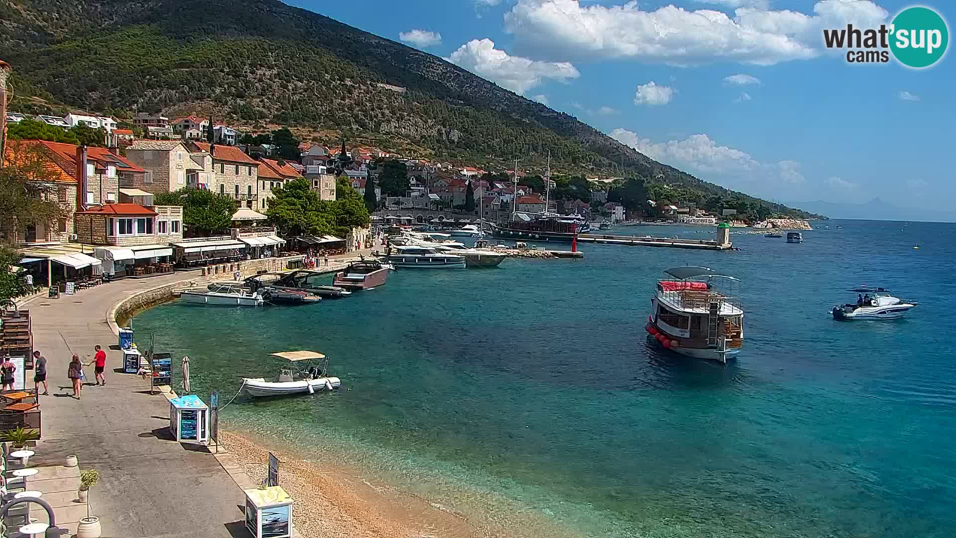 Webcam Bol Town Center & Marina – Live View from Bol, Brač
