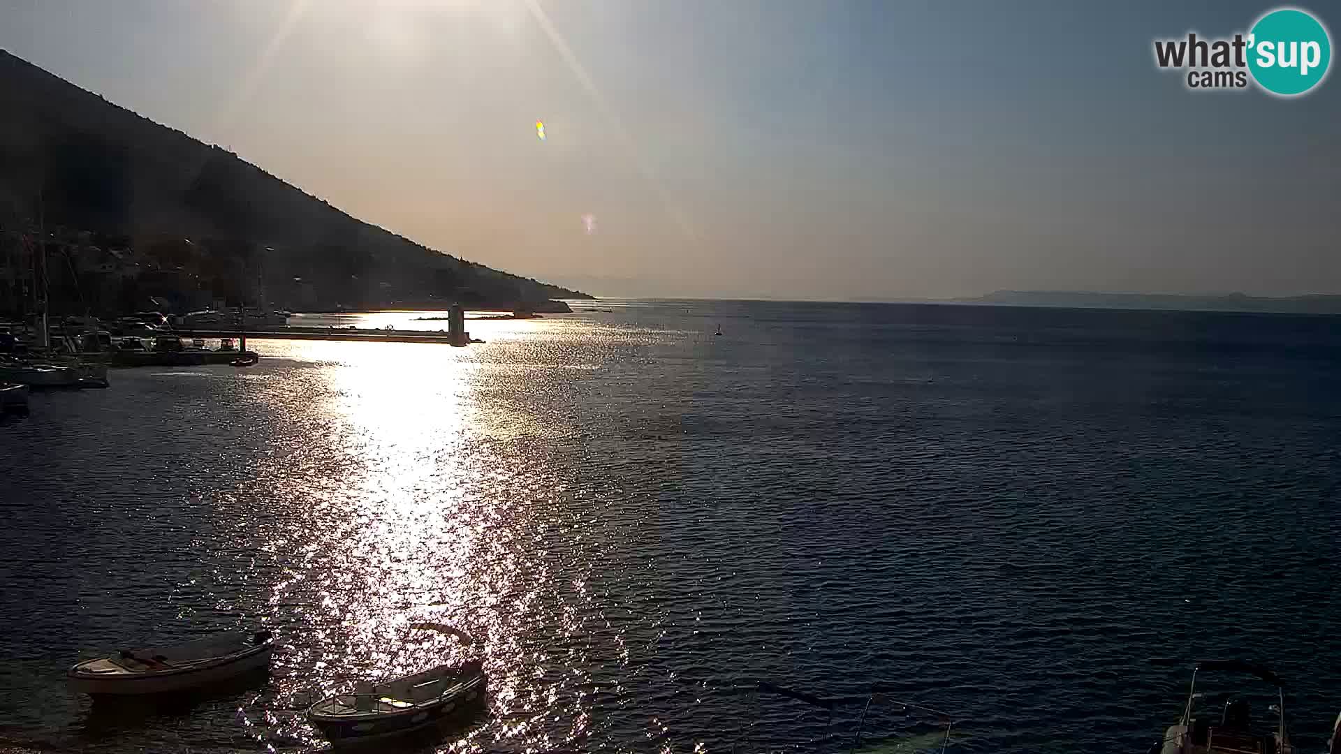 Webcam Bol Town Center & Marina – Live View from Bol, Brač