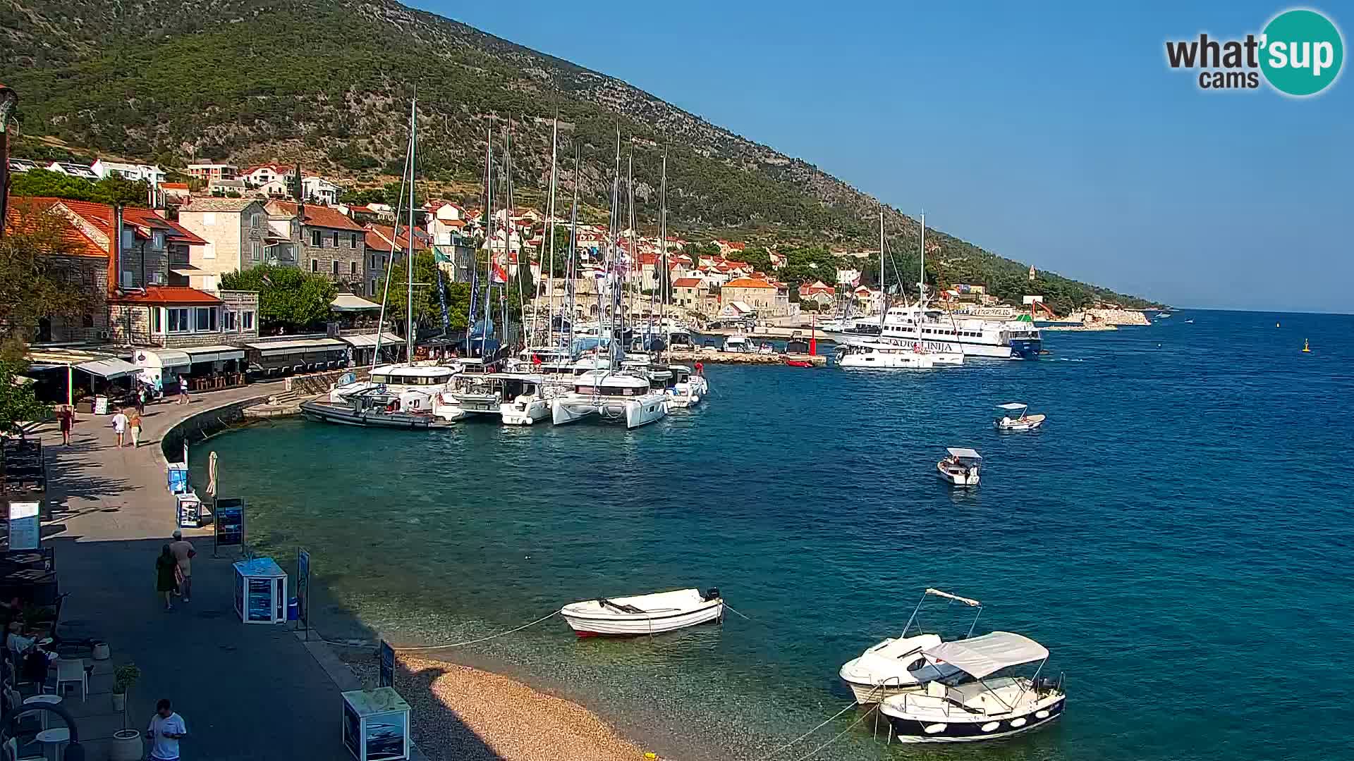 Webcam Bol Town Center & Marina – Live View from Bol, Brač