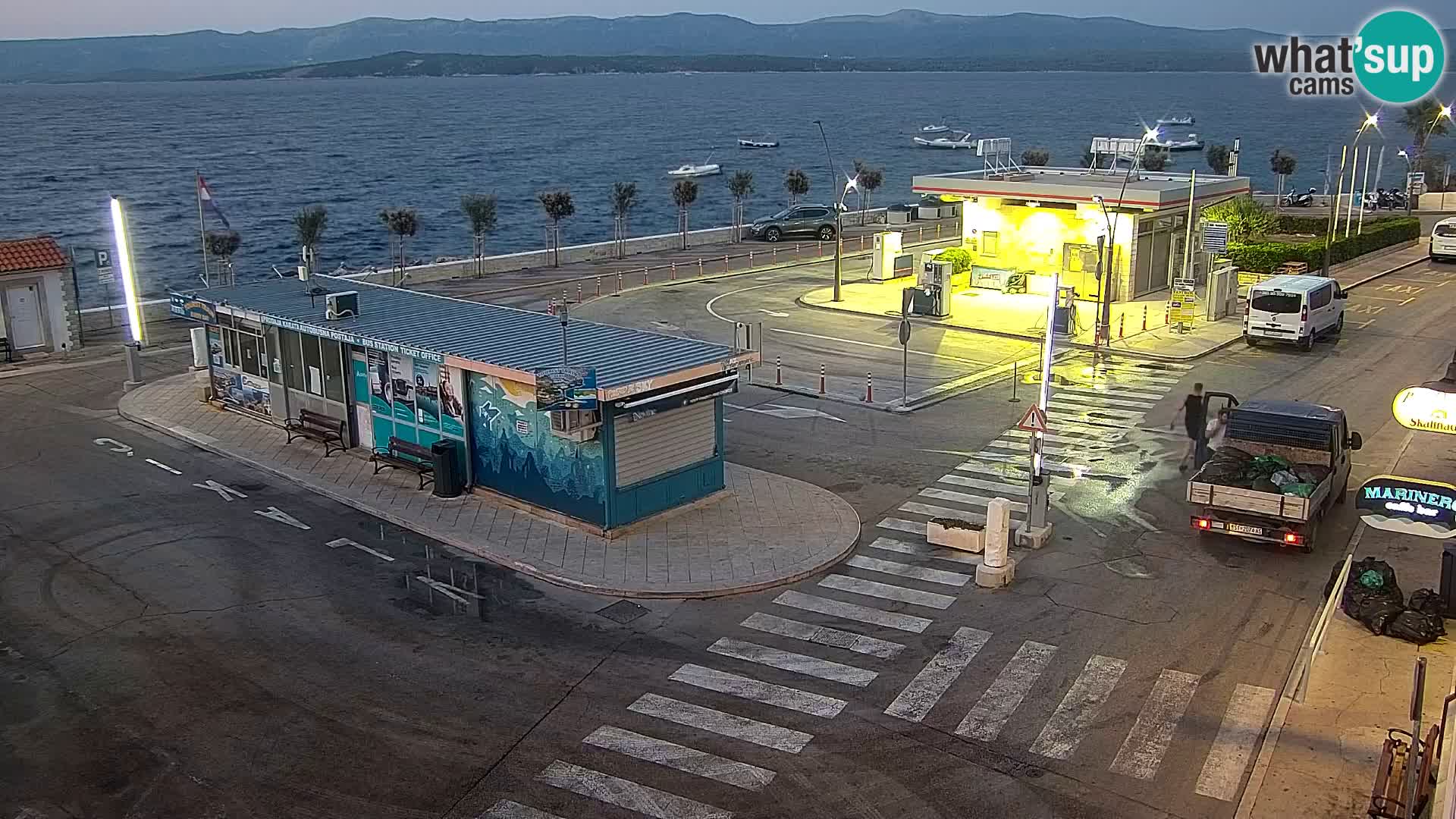 Webcam Bol Town Center & Marina – Live View from Bol, Brač