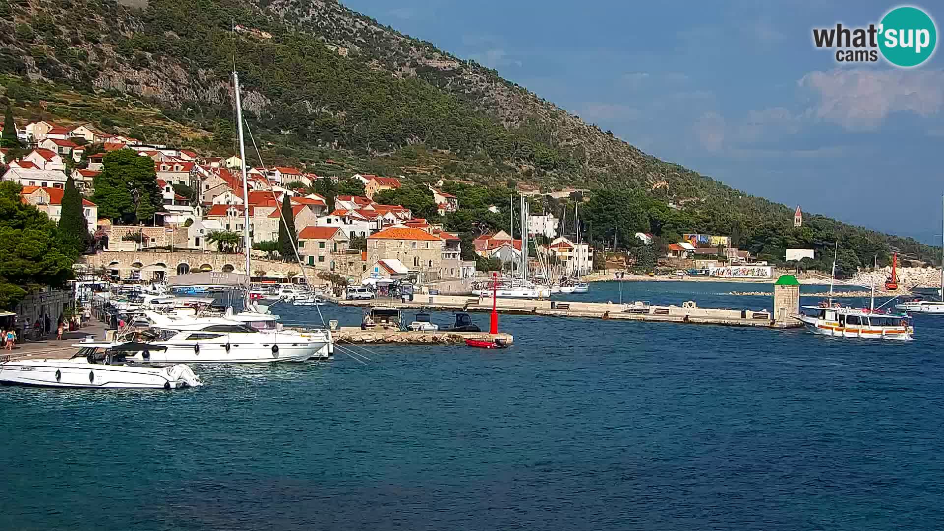 Webcam Bol Hafen & Ortszentrum – Liveblick aus Bol auf der Insel Brač