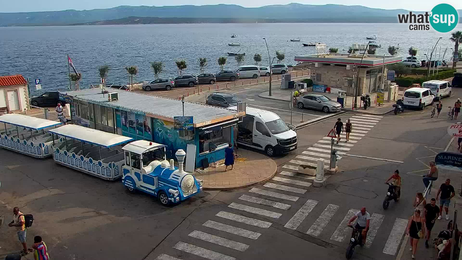 Webcam Bol Hafen & Ortszentrum – Liveblick aus Bol auf der Insel Brač