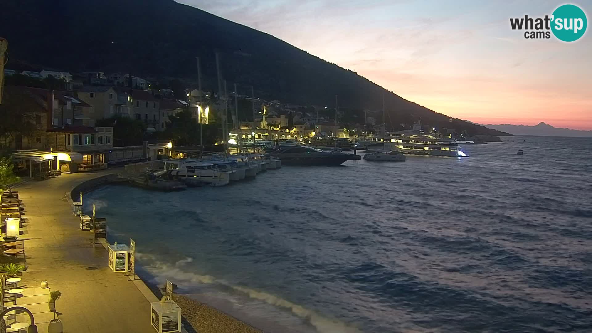 Webcam Bol Town Center & Marina – Live View from Bol, Brač