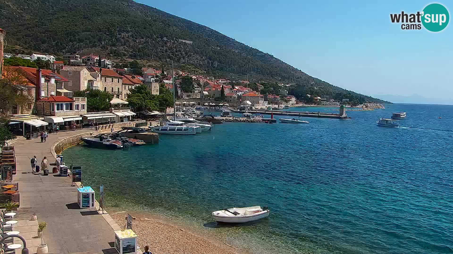 Webcam Bol Town Center & Marina – Live View from Bol, Brač
