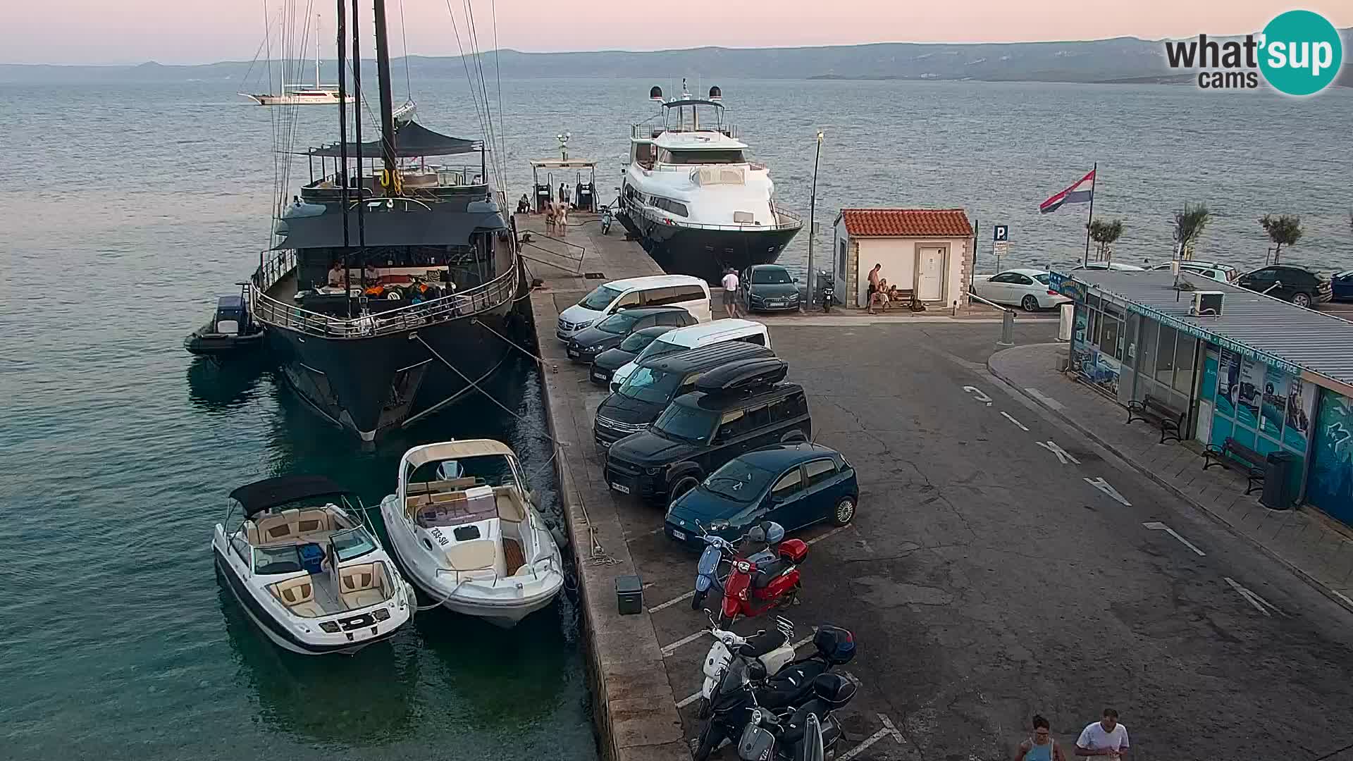 Webcam Bol Centre-Ville & Marina – Vue en direct depuis Bol, île de Brač