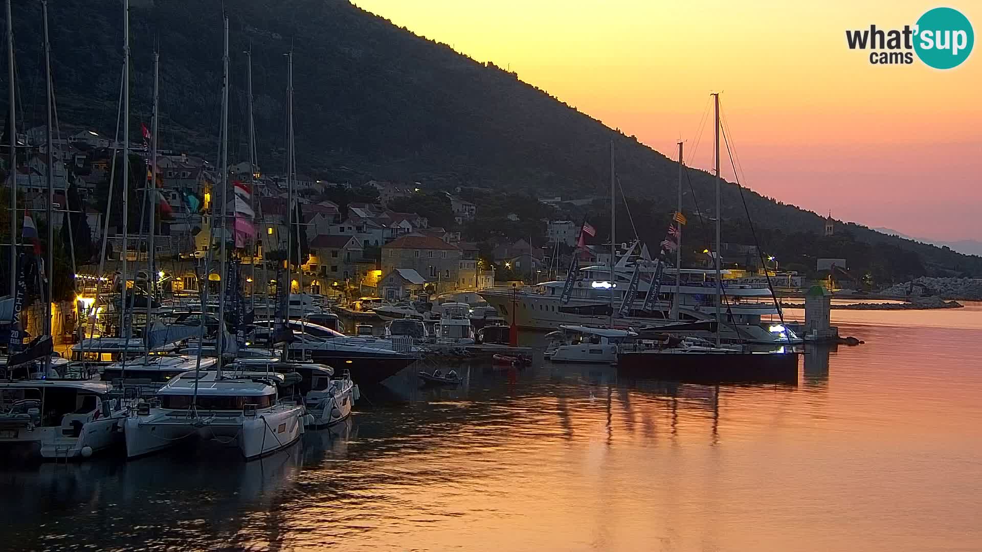 Webcam Bol centre-ville & marina – Vue en direct depuis Bol, île de Brač