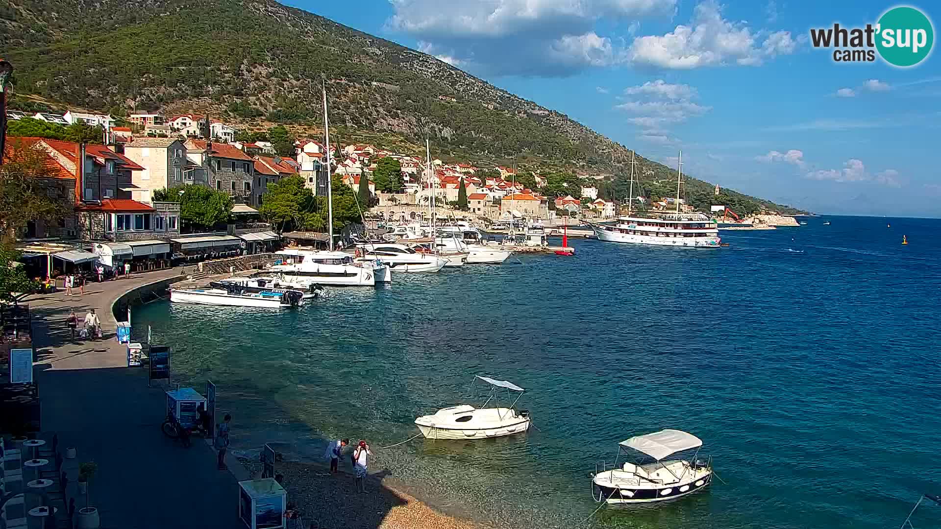 Webcam Bol Town Center & Marina – Live View from Bol, Brač