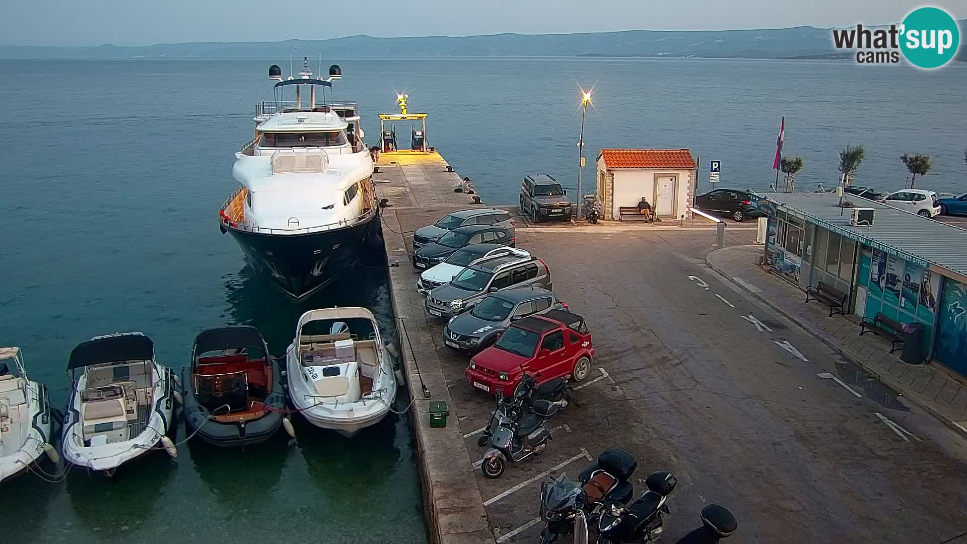 Webcam Bol Centre-Ville & Marina – Vue en direct depuis Bol, île de Brač