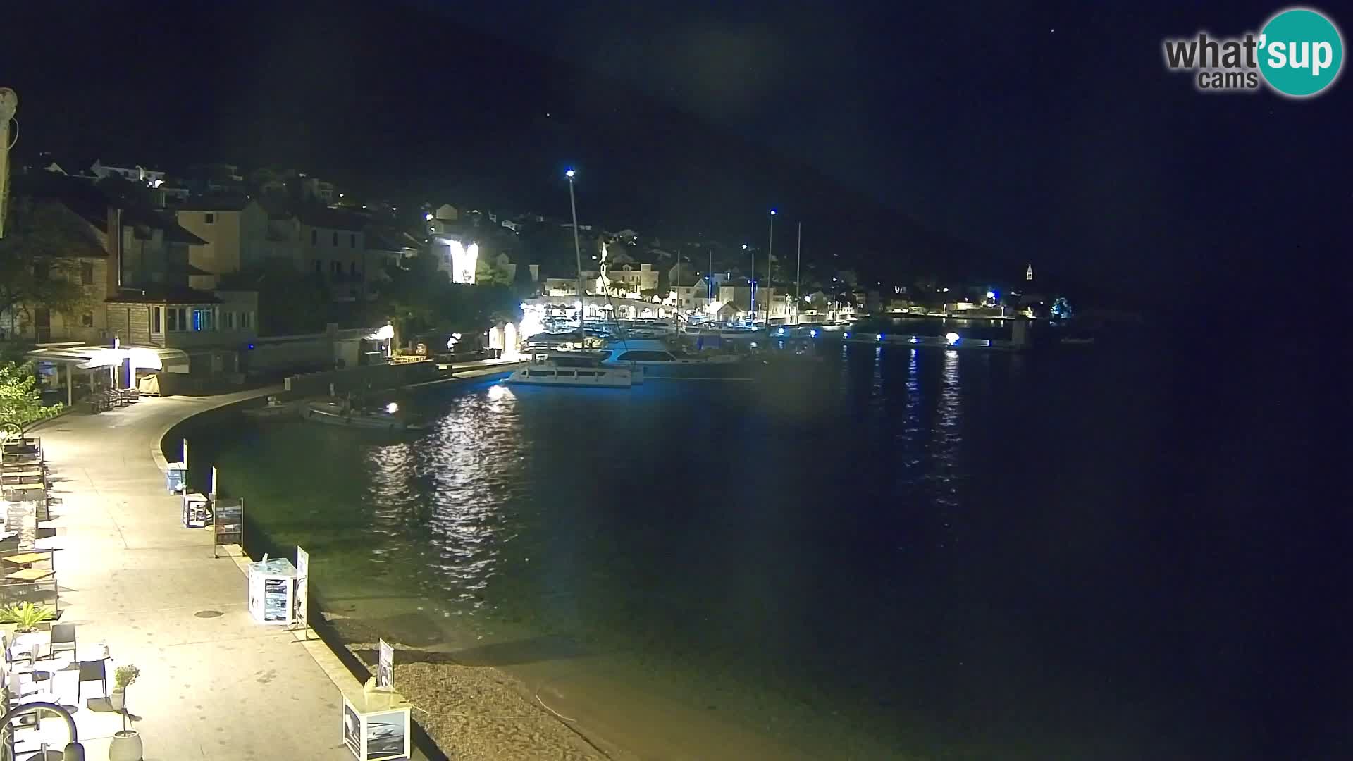 Webcam Bol Centro e Marina – Vista live dal porto di Bol