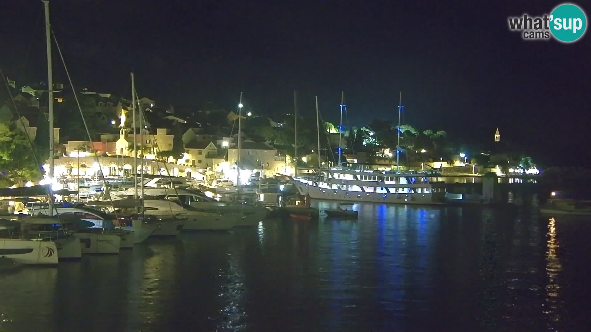 Webcam Bol Centre-Ville & Marina – Vue en direct depuis Bol, île de Brač