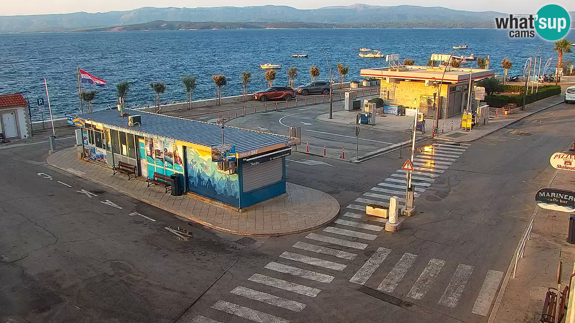 Webcam Bol Town Center & Marina – Live View from Bol, Brač
