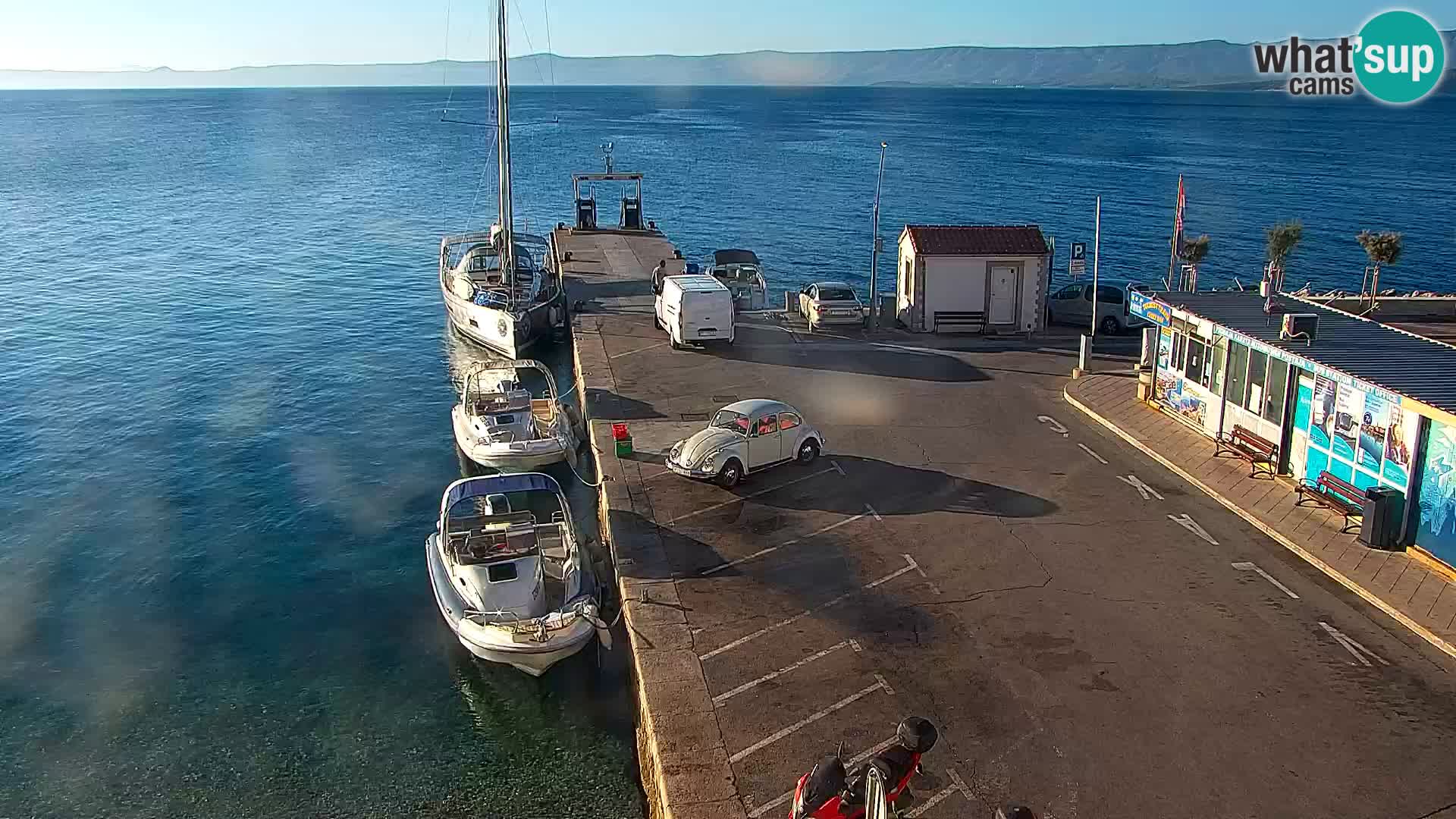 Webcam Bol Town Center & Marina – Live View from Bol, Brač