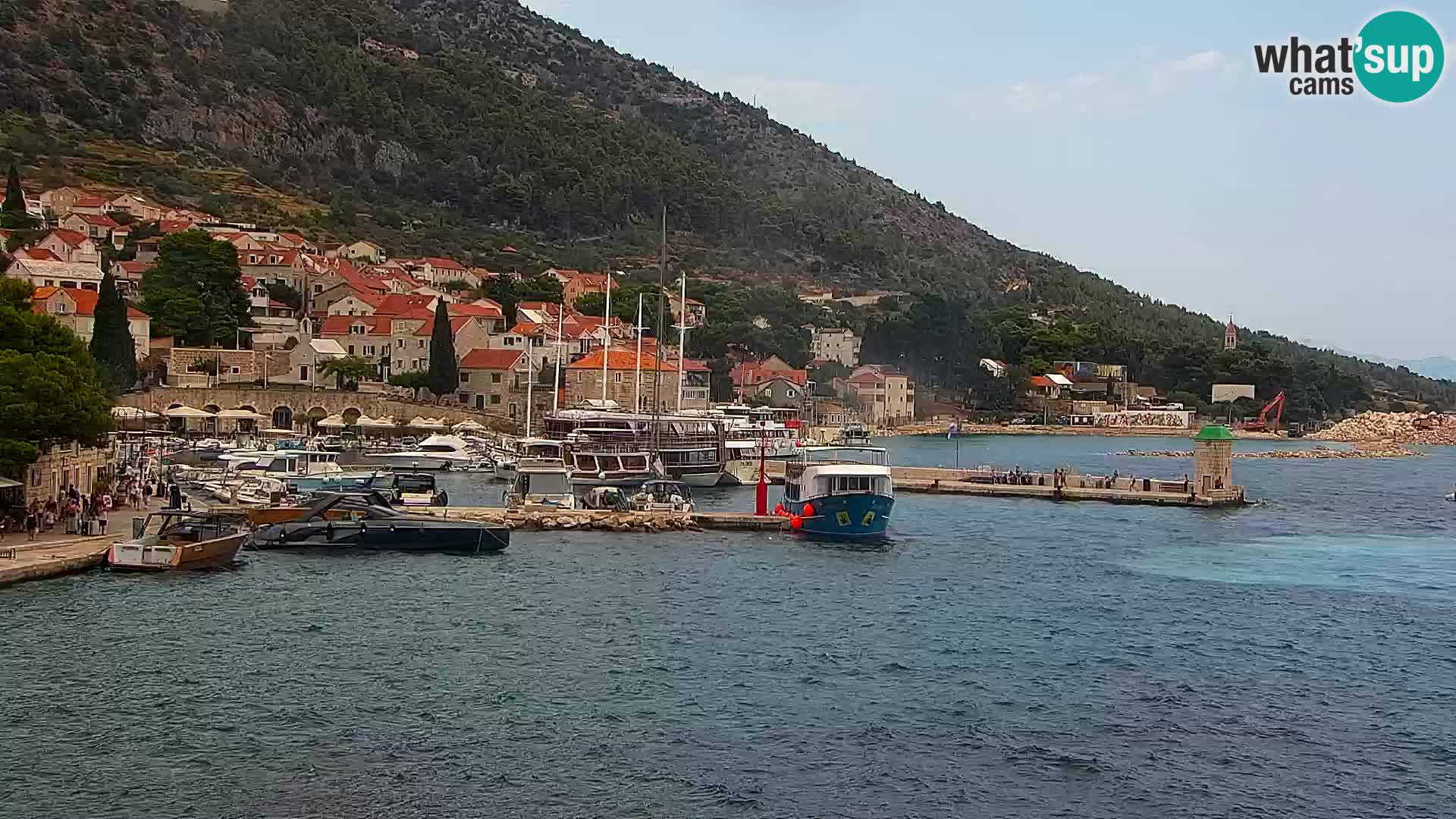 Webcam Bol Town Center & Marina – Live View from Bol, Brač
