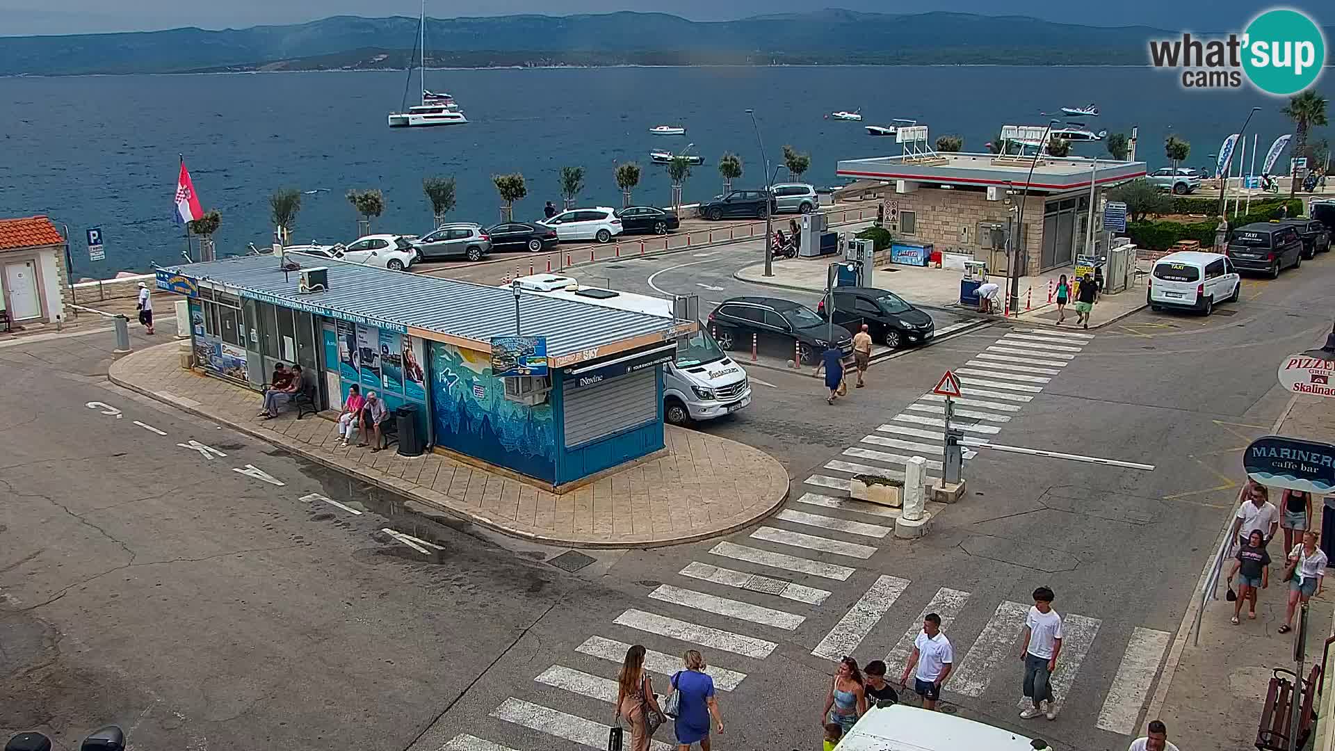 Webcam Bol Hafen & Ortszentrum – Liveblick aus Bol auf der Insel Brač