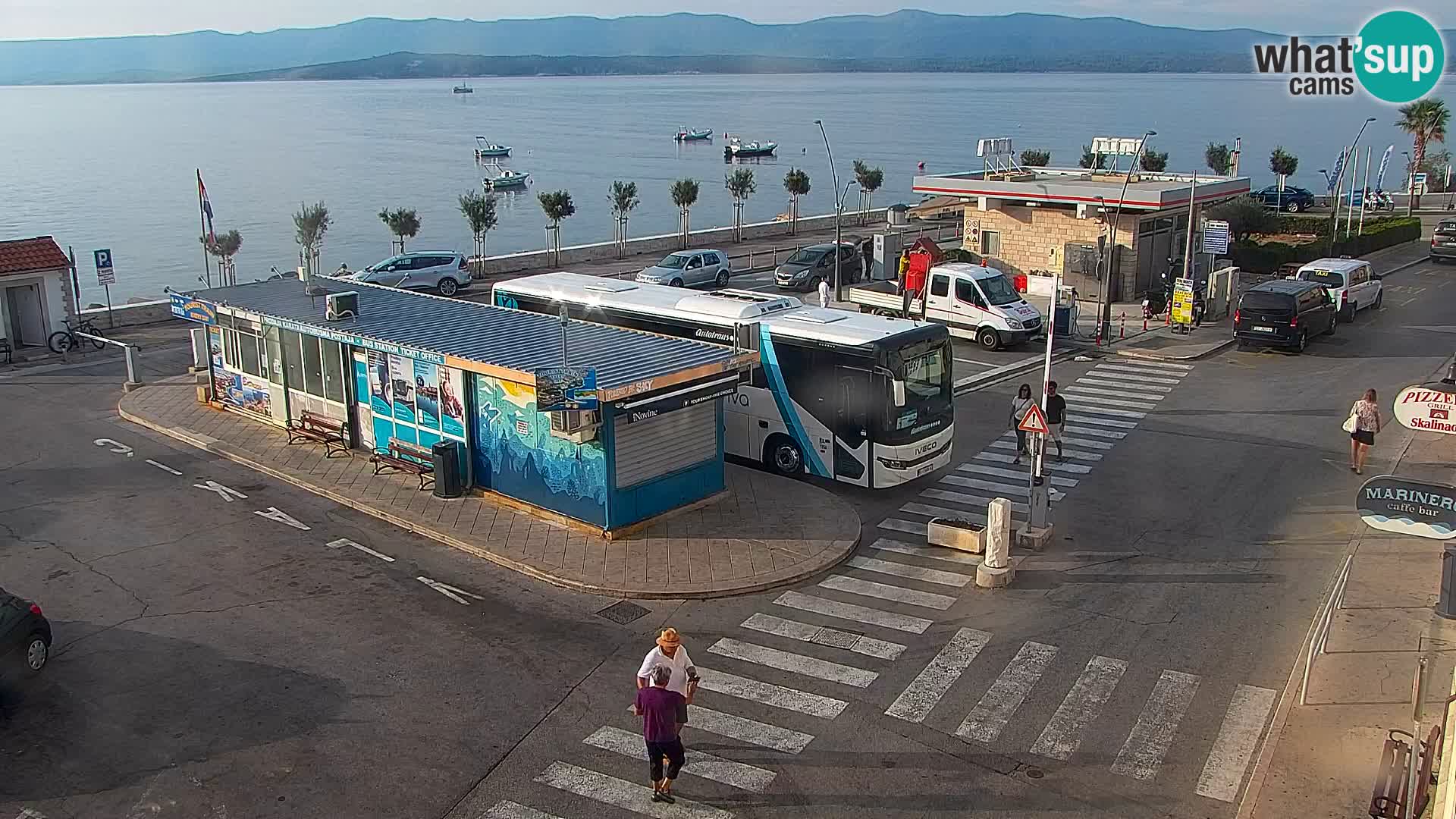 Webcam Bol Centro e Marina – Vista live dal porto di Bol