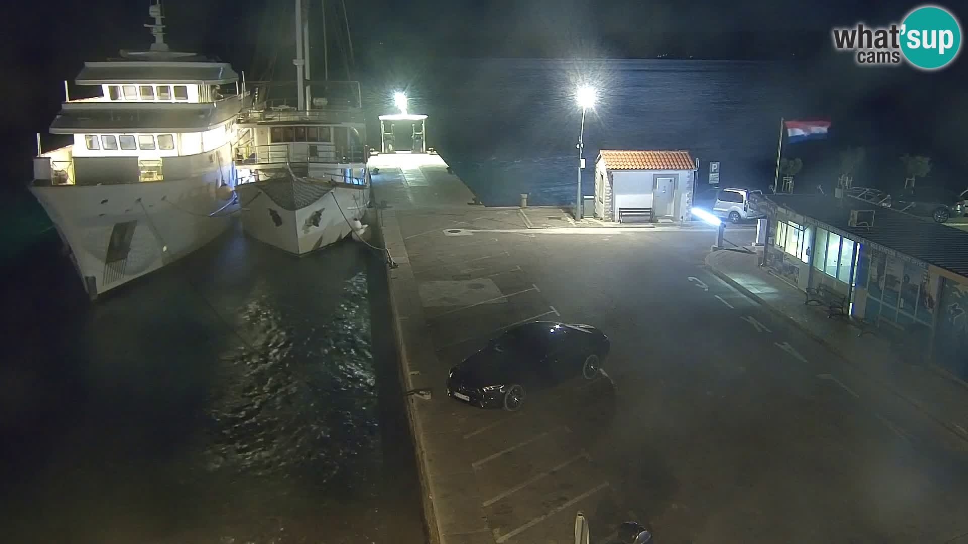 Webcam Bol Town Center & Marina – Live View from Bol, Brač