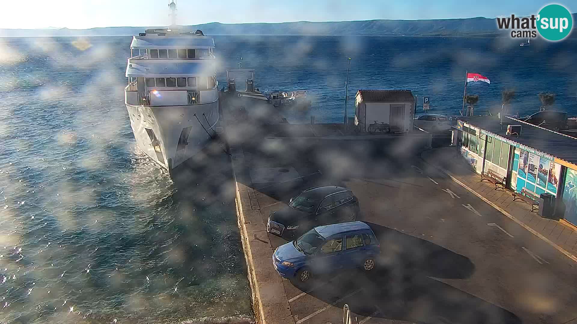 Webcam Bol Town Center & Marina – Live View from Bol, Brač