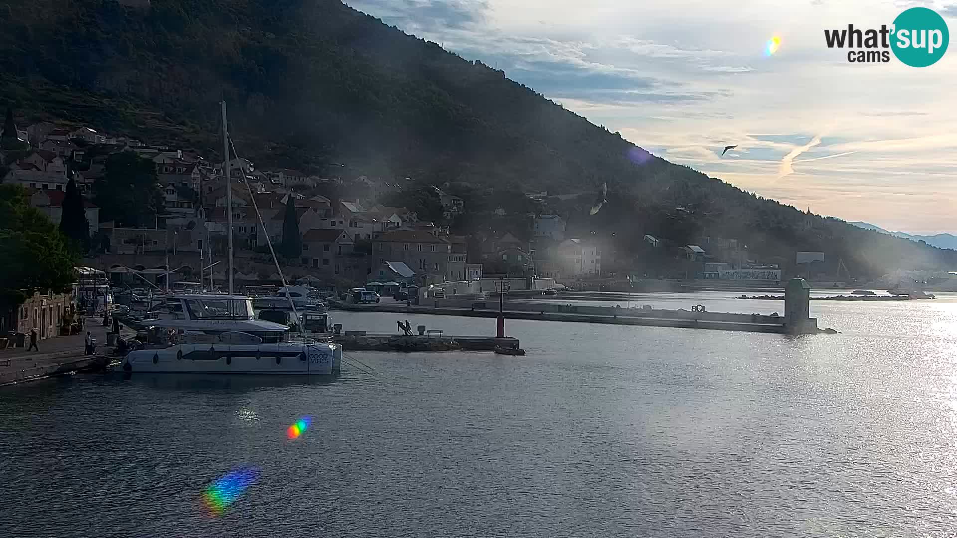 Webcam Bol Centre-Ville & Marina – Vue en direct depuis Bol, île de Brač