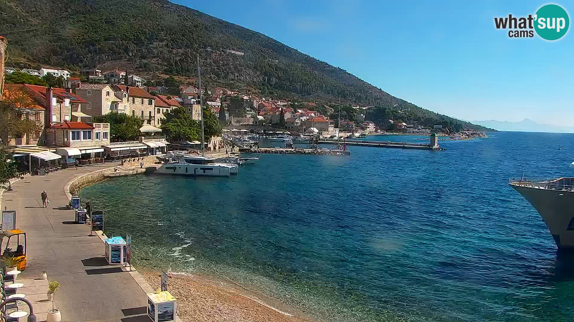 Webcam Bol Hafen & Ortszentrum – Liveblick aus Bol auf der Insel Brač