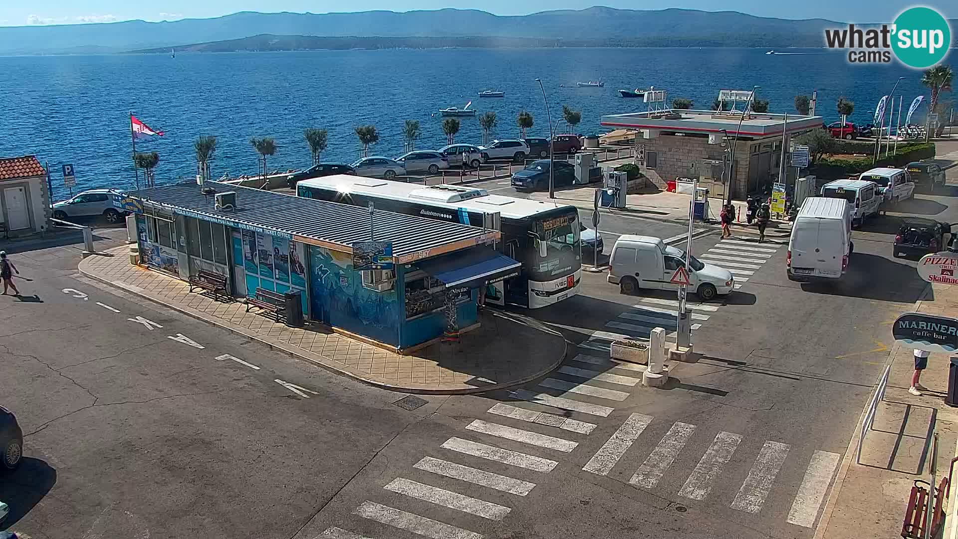 Webcam Bol Centro e Marina – Vista live dal porto di Bol