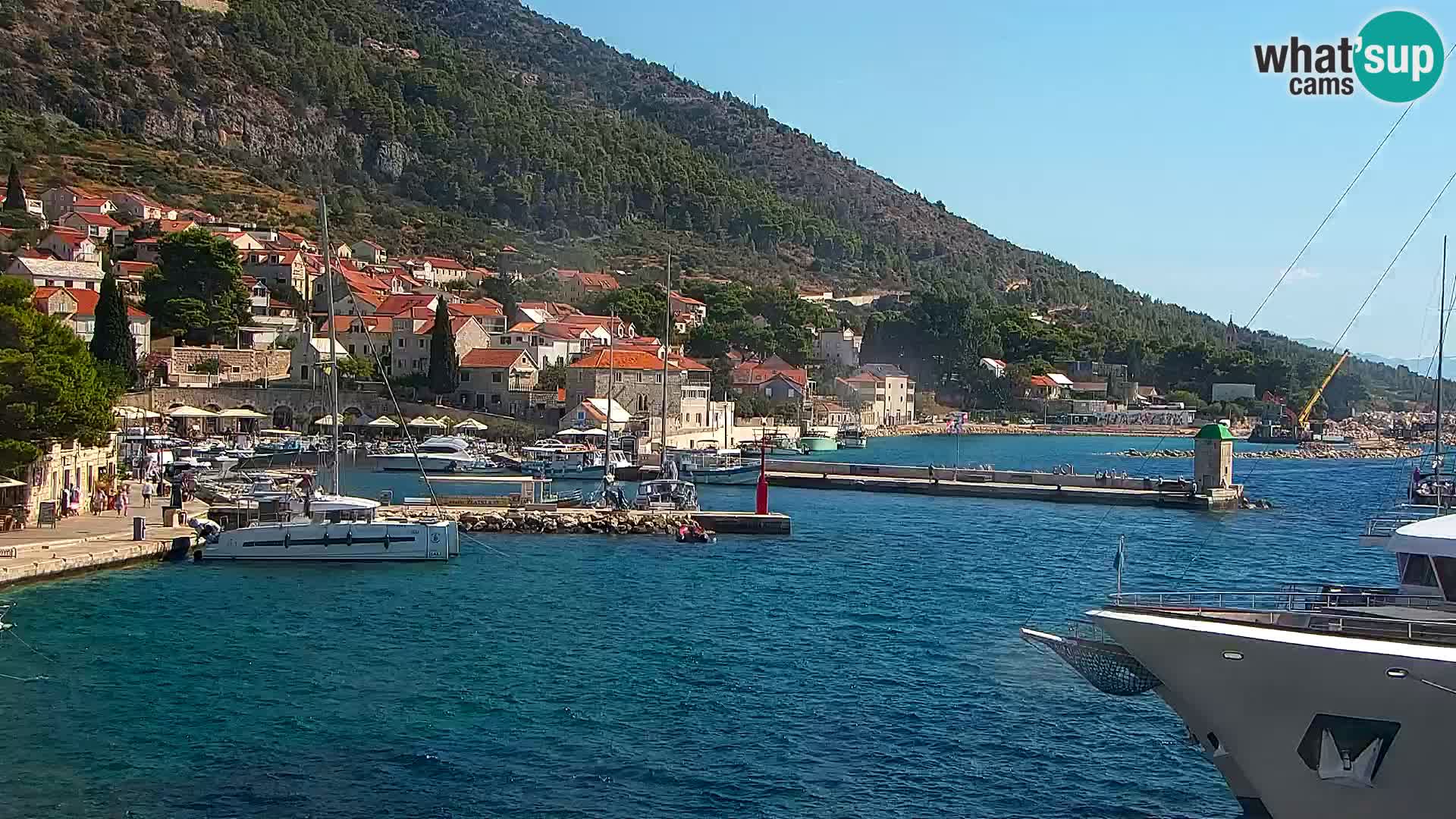 Webcam Bol centre-ville & marina – Vue en direct depuis Bol, île de Brač
