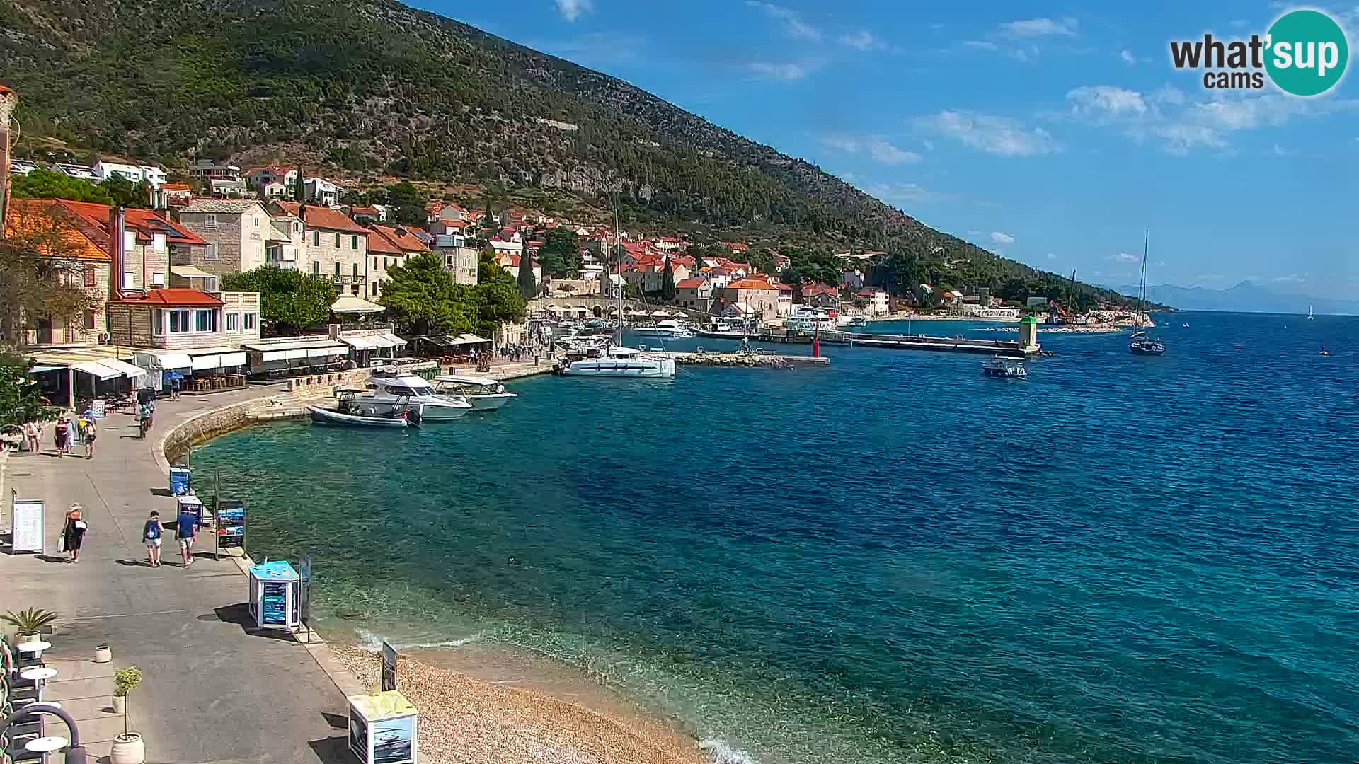 Webcam Bol Hafen & Ortszentrum – Liveblick aus Bol auf der Insel Brač