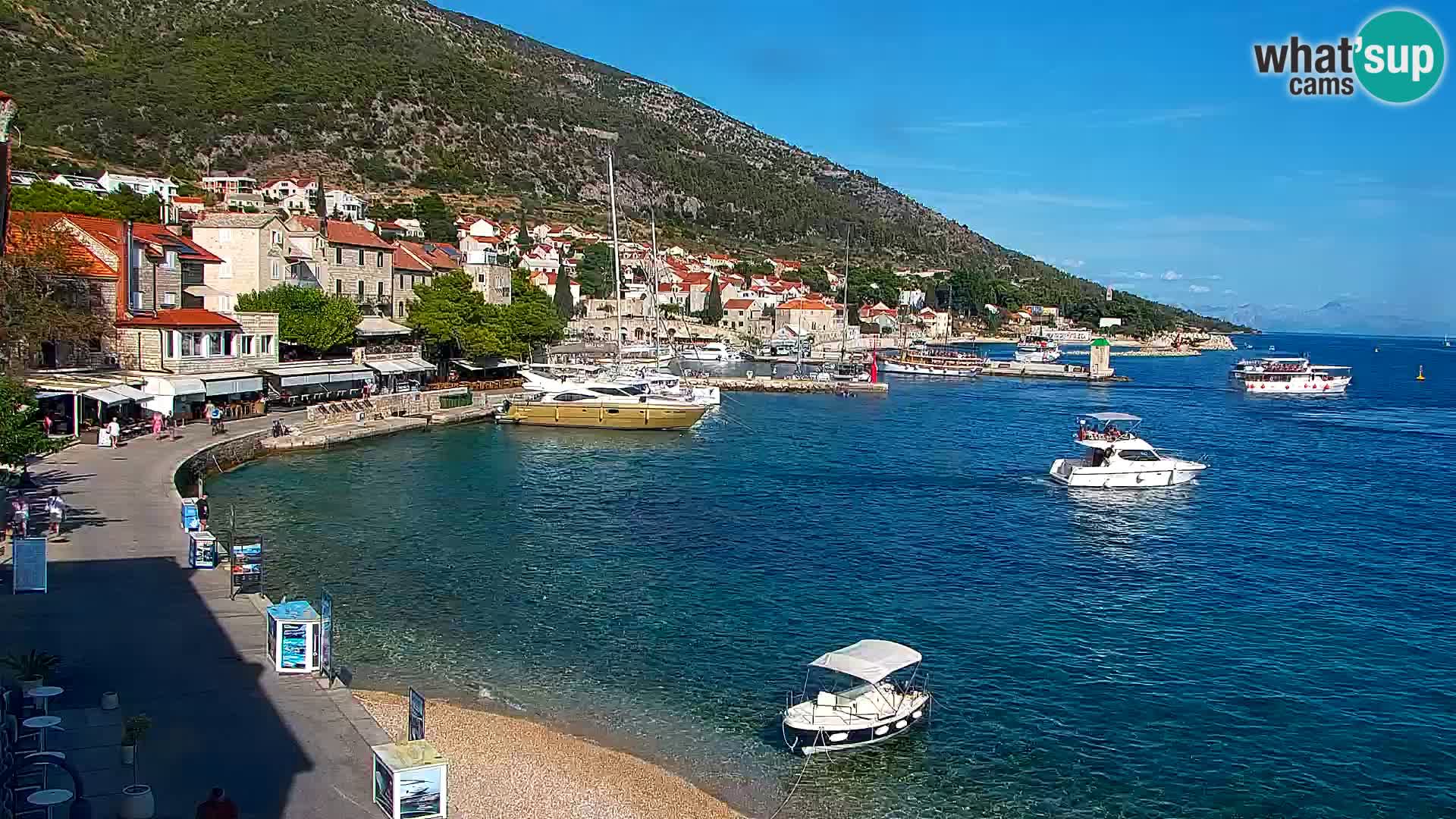 Webcam Bol Town Center & Marina – Live View from Bol, Brač