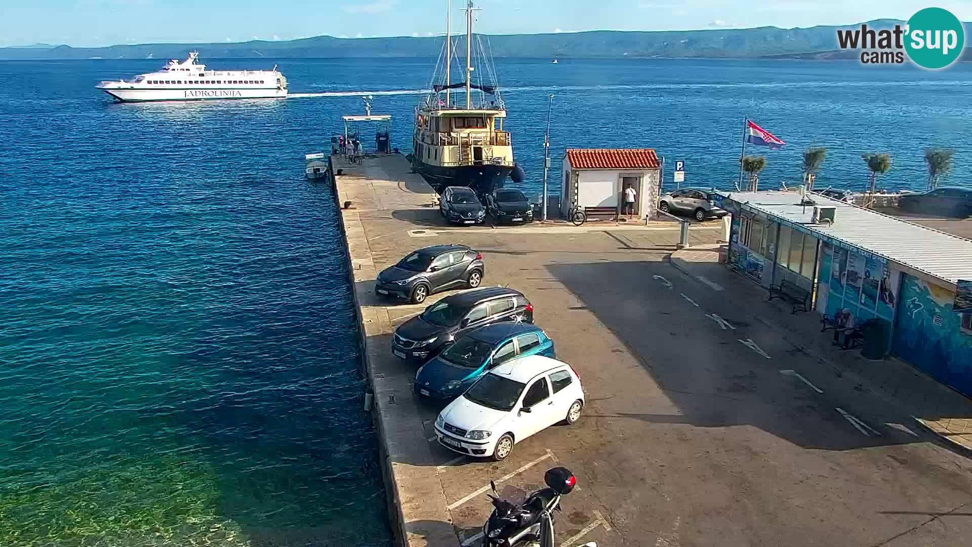 Webcam Bol Town Center & Marina – Live View from Bol, Brač