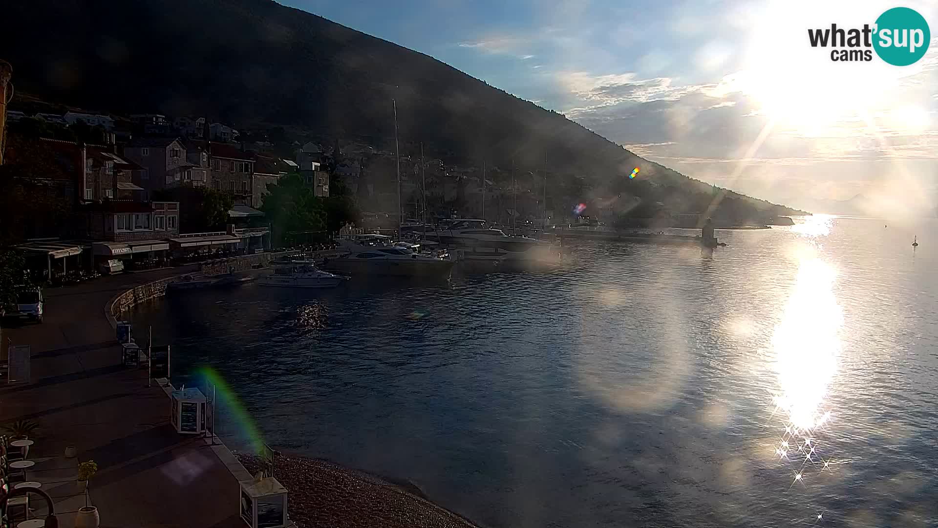 Webcam Bol Town Center & Marina – Live View from Bol, Brač