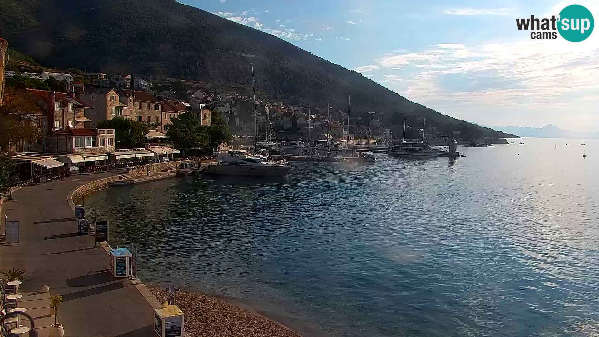 Webcam Bol Town Center & Marina – Live View from Bol, Brač