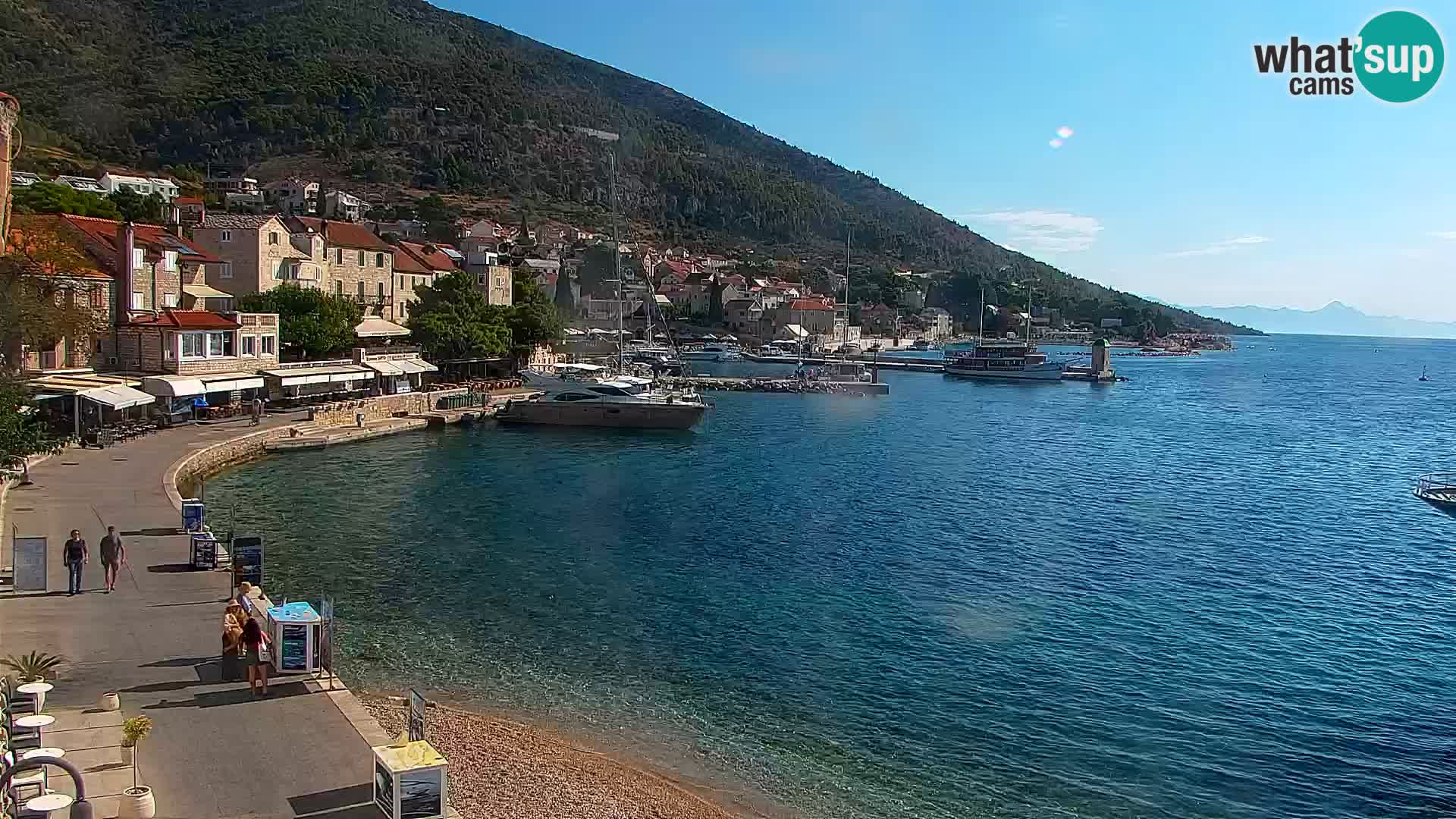 Webcam Bol Town Center & Marina – Live View from Bol, Brač