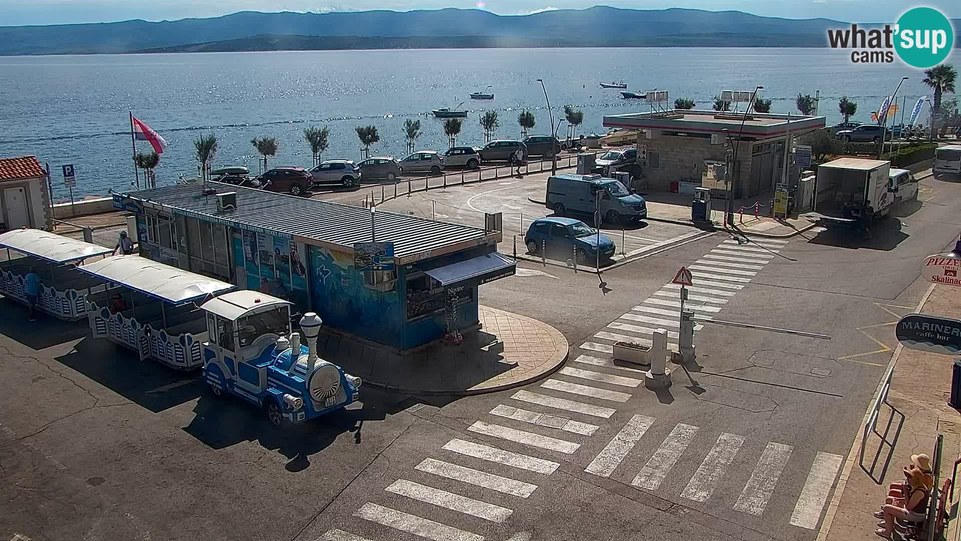 Webcam Bol Centro e Marina – Vista live dal porto di Bol