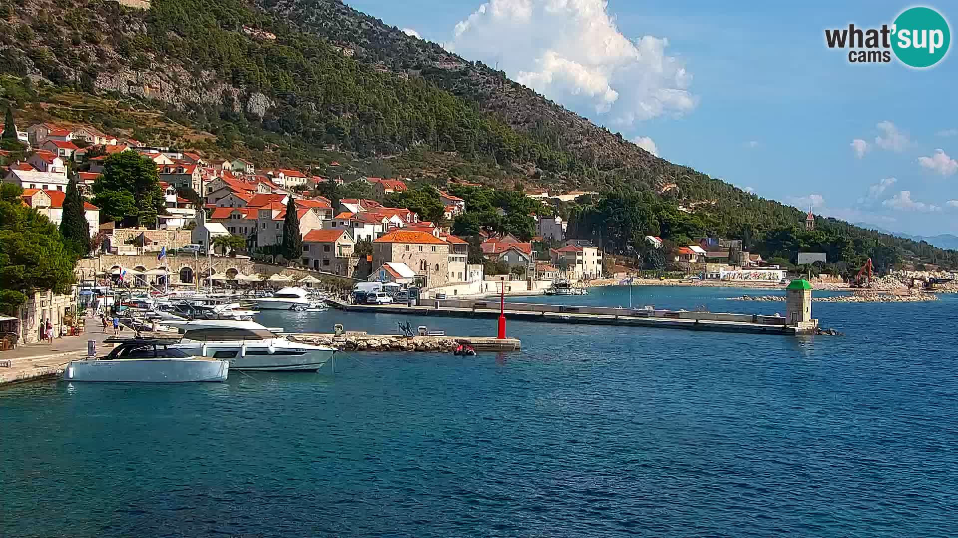 Webcam Bol Hafen & Ortszentrum – Liveblick aus Bol auf der Insel Brač